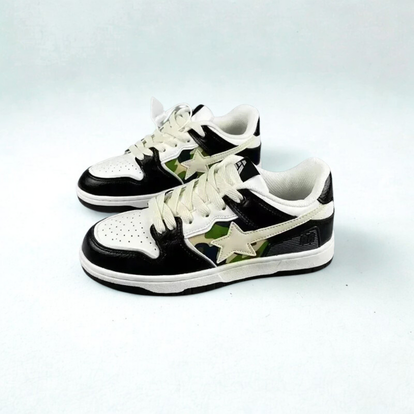 Unisex Camo Star Sneakers – Low-Top Streetwear Style Shoes for Kids & Adults