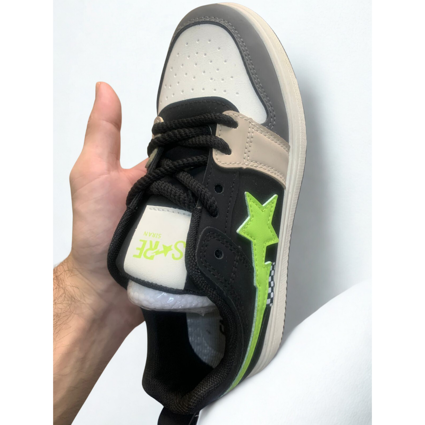 Unisex Camo Star Sneakers – Low-Top Streetwear Style Shoes for Kids & Adults